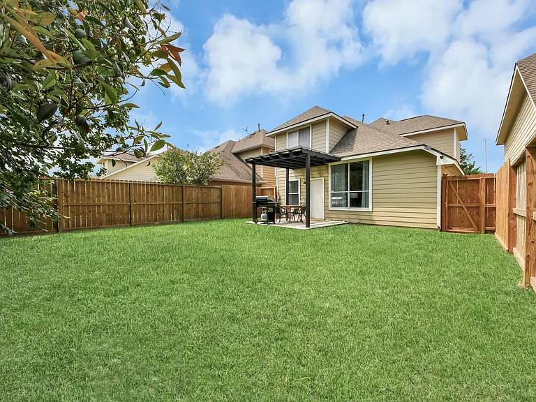8919 Windfern Trace Dr — Photo 35
