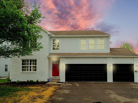 2nd image of 3827 Lake Lanier Dr