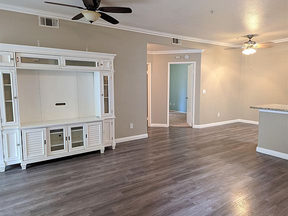 4th image of 13133 Le Parc Blvd #105