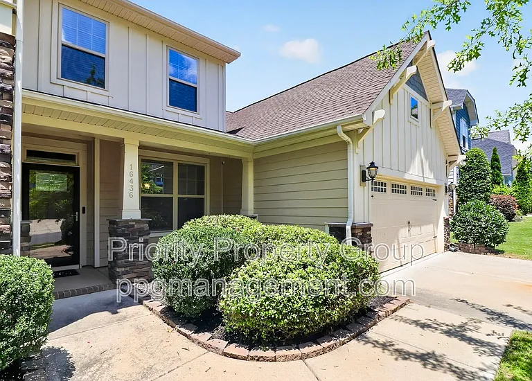 16436 Palisades Commons Dr — Photo 2
