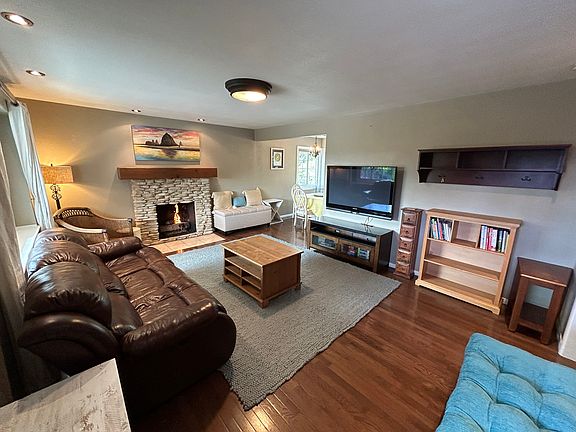 View upon entering home. All furnishings shown are included.