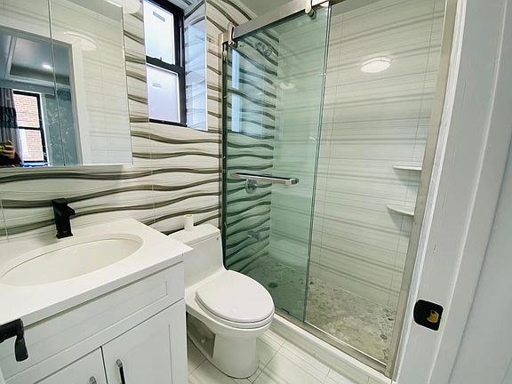 4th image of 147-10 20th Ave Floor 1
