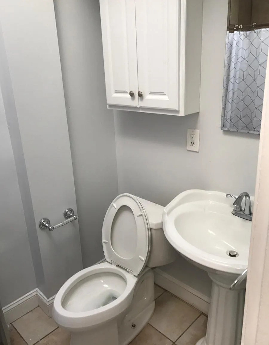 5231 Rexford Street — Photo 3