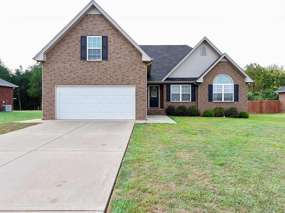 2nd image of 2401 Auldridge Dr