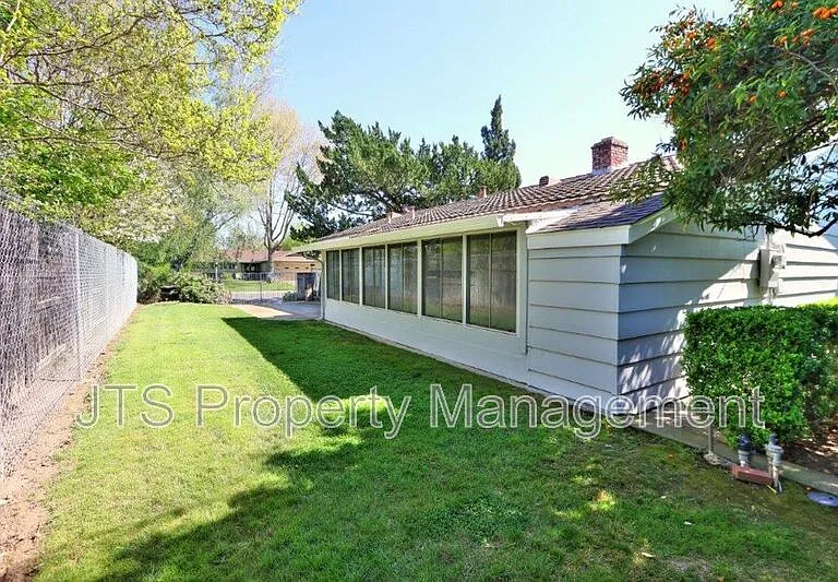 1200 Gary Way — Photo 55