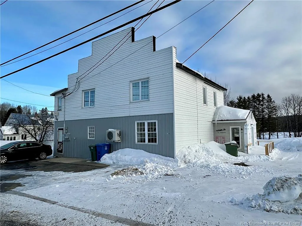Studio, 1492 sqft, $159,000 — Photo 2