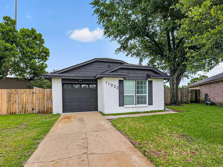 11022 Little Barley Ct — Photo 2