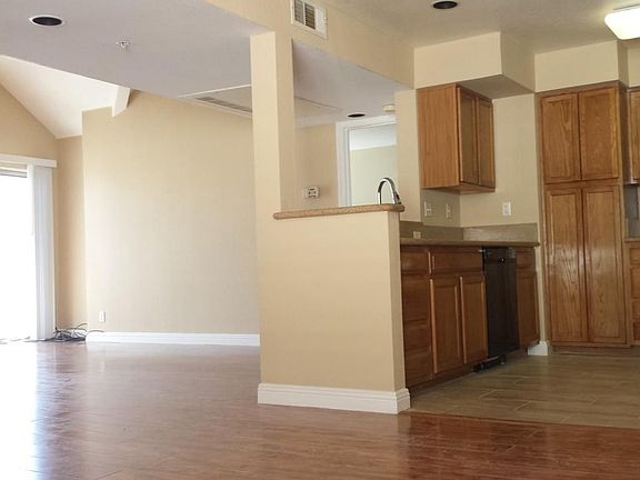2nd image of 1400 El Camino Real APT 330