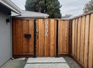843 Southampton Dr #A, Palo Alto, CA 94303
