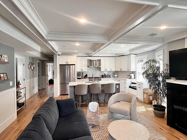 81 Conwell Ave #1 — Photo 7