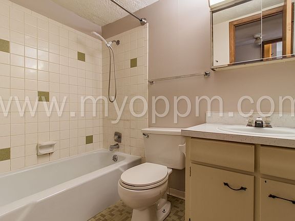 3rd image of 1016 N 47th Ave #1016/18