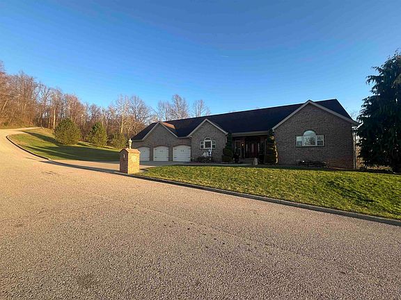 2nd image of 114 Kitts Ln