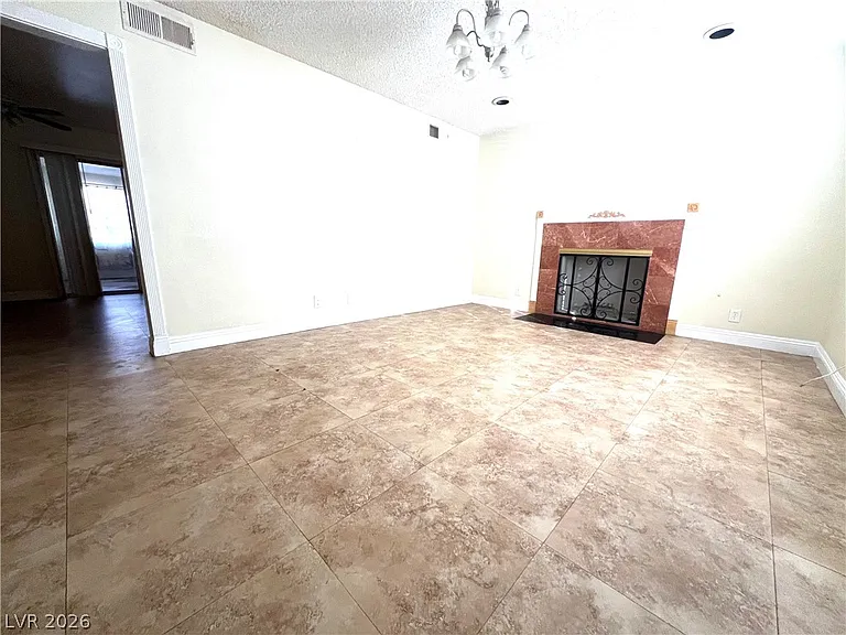 7054 Fenway Ave — Photo 4