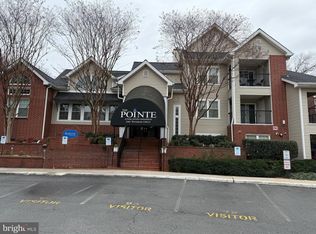 3310 Wyndham Cir APT 215, Alexandria, VA 22302