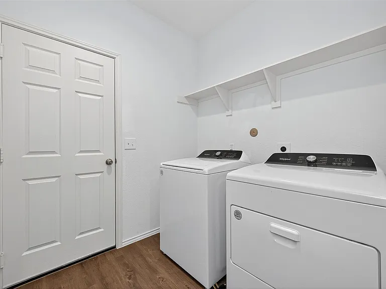 15171 Willow Tree Ln — Photo 30