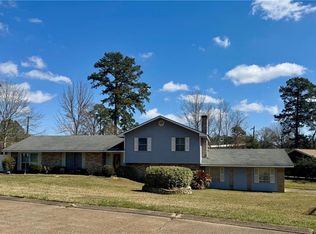 103 Hermitage Rd, Pineville, LA 71360