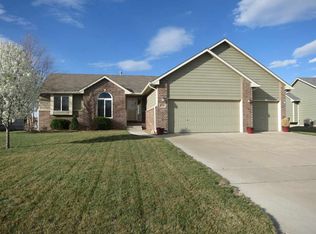 2516 E Casey Dr, Goddard, KS 67052