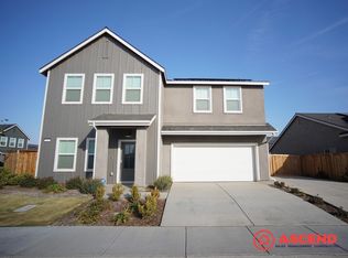 9000 Lily Crest Way, Shafter, CA