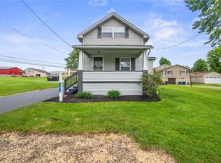 1211 Savannah Rd, New Castle, PA 16101