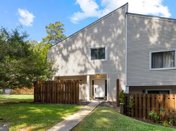 173 Twiggs Cor, Peachtree City, GA 30269