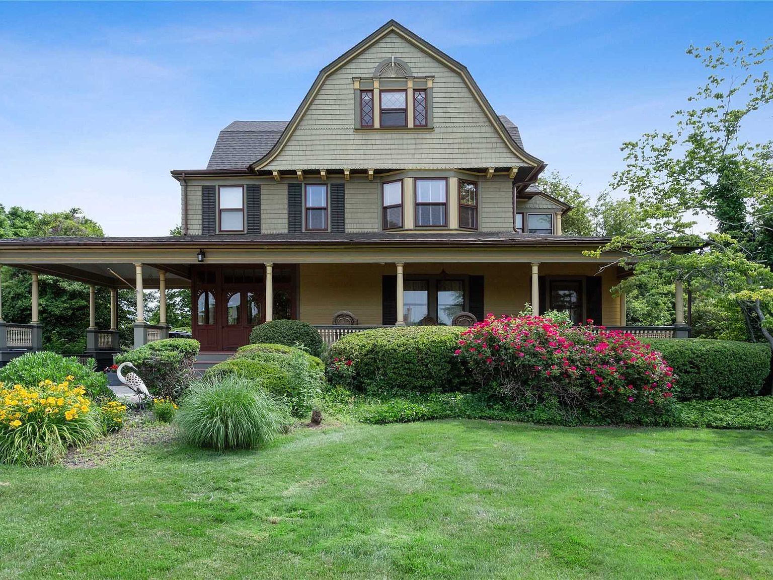 75 Oak Neck Ln, West Islip, NY 11795 Zillow