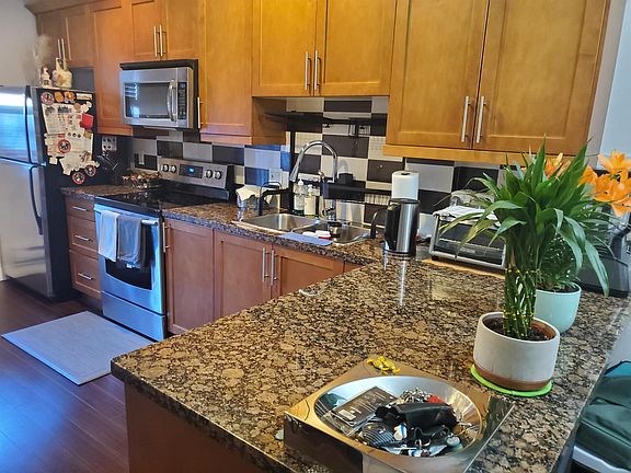 3rd image of 22788 Westminster Hwy #14