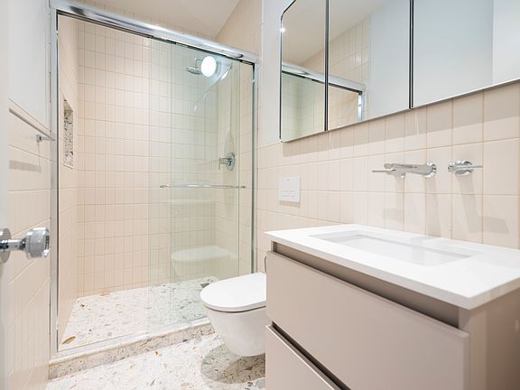 5th image of 90 Bedford St #2F