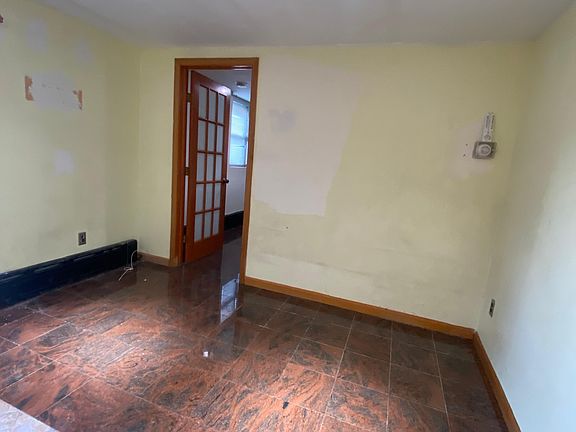 2nd image of 450 S 3rd Ave Floor 3