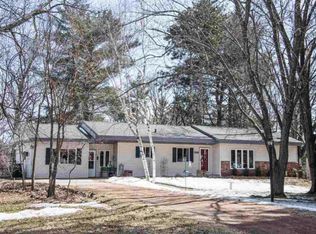 709 High St, Waupaca, WI 54981