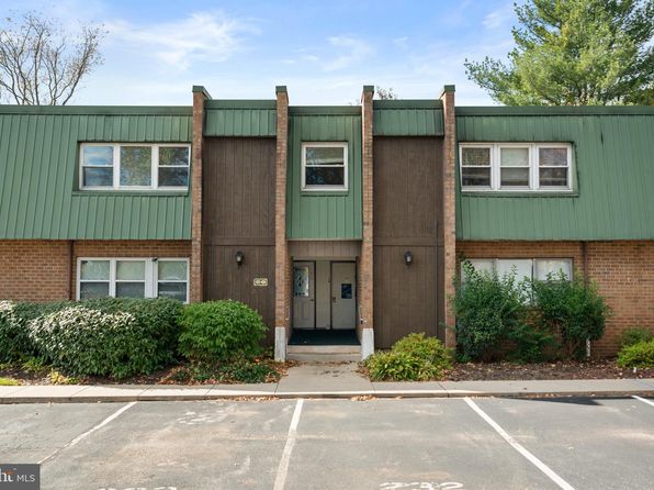 424 Meadowview Ln #424