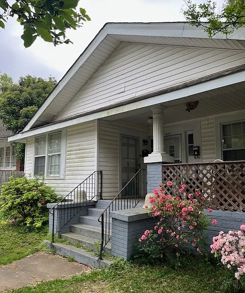1530 Saint Charles Ave #B — Photo 1