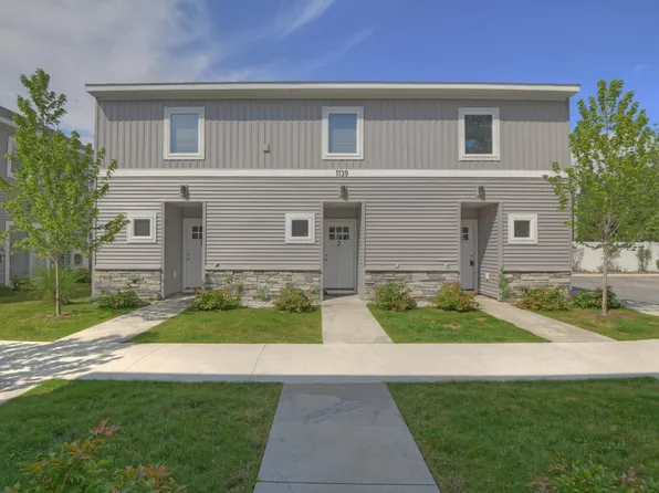 1139 E 8th St #7, Traverse City, MI 49686