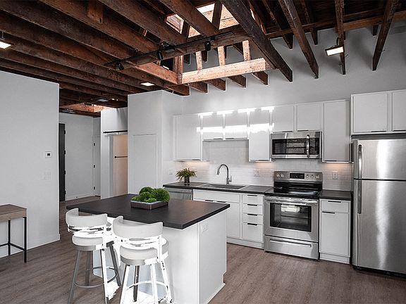 4th image of 117 Broadway N #210