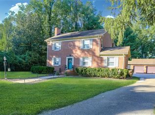 719 Mansion Dr, Hopewell, VA 23860