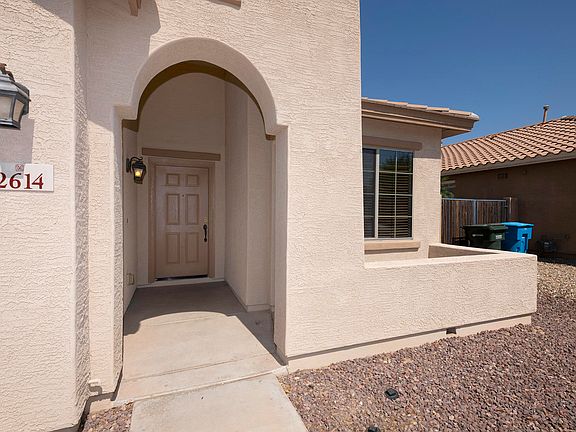 2nd image of 2614 W Fawn Dr