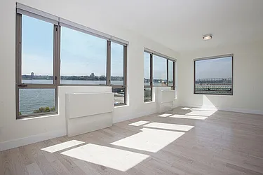 Rented by Space Marketing Shop