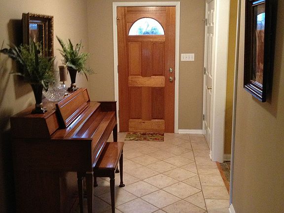 Tiled entryway