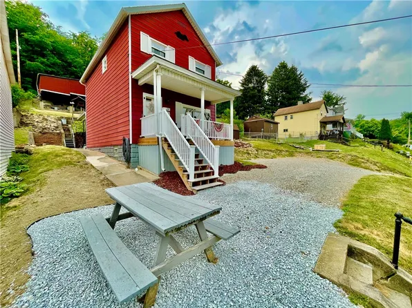 615 Woodlawn Ave, Brownsville, PA 15417