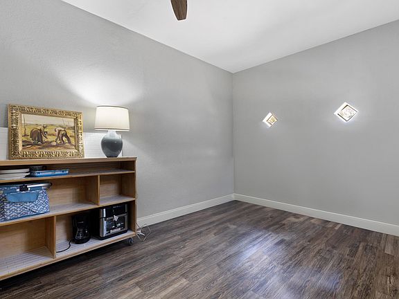 4th image of 1175 Biarritz Dr