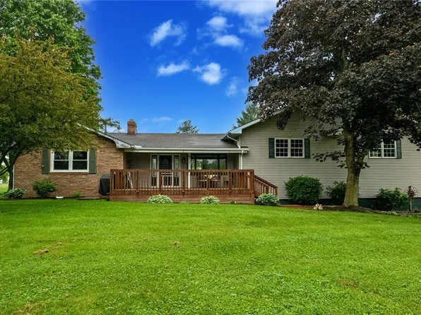 11611 Beeson St NE, Alliance, OH 44601