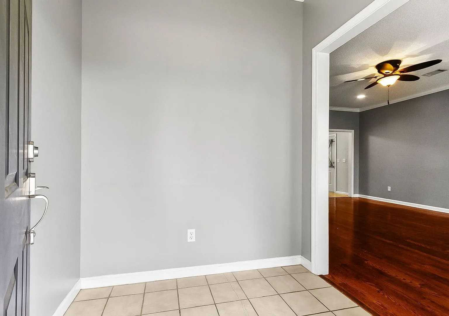 Lovely 3 bed / 2 bath Clear Creek Subdivision in Northport! Apply Today! — Photo 3