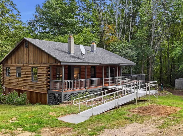 107 Orchard Hill Road, Barrington, NH 03825