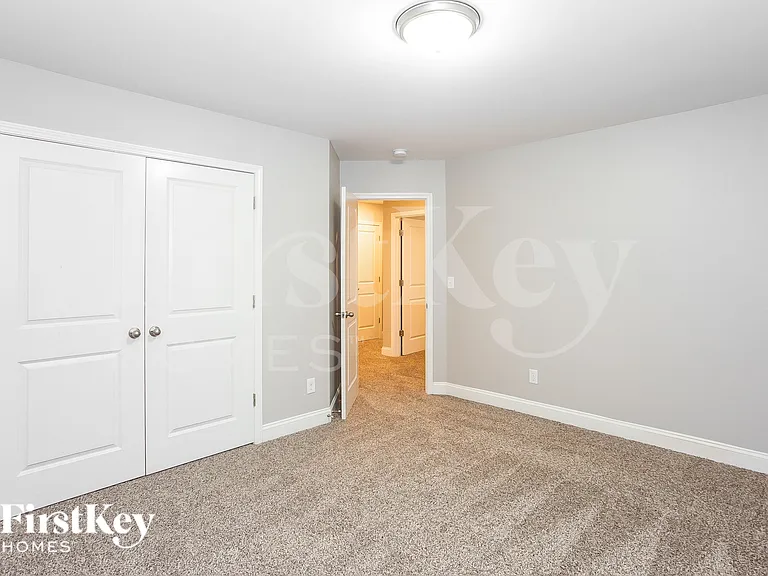 9006 Evans Woods Dr — Photo 15
