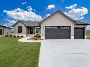 3347 S Linden Ct, Wichita, KS 67210