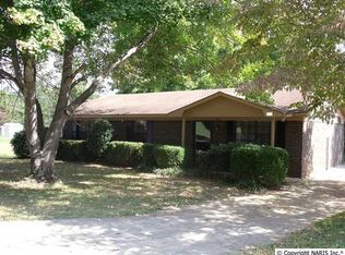 6218 Maywick Rd NW, Huntsville, AL 35810