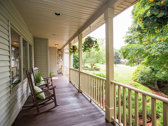 MAHOGANY WRAP AROUND PORCH