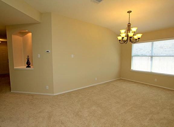 2nd image of 2005 Horizon Park Blvd