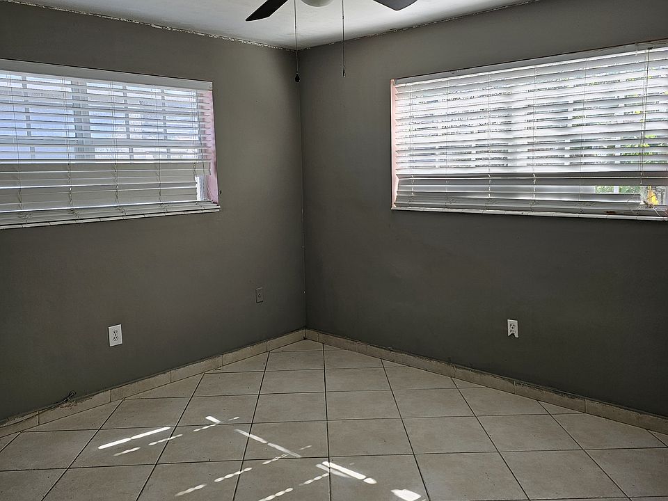 1st image of 1118 NW 8th Ave #1