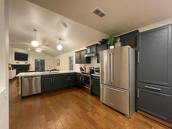 Dining room to kitchen view