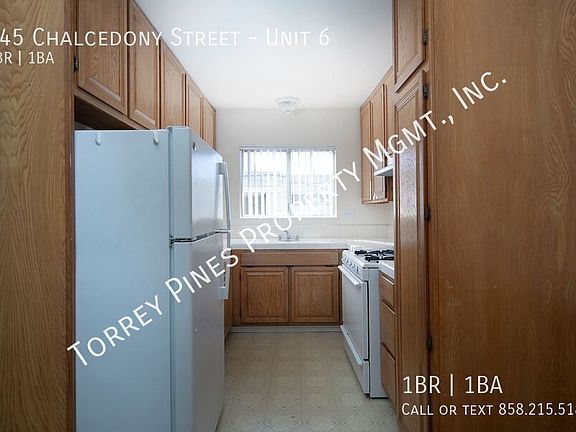3rd image of 945 Chalcedony St APT 6
